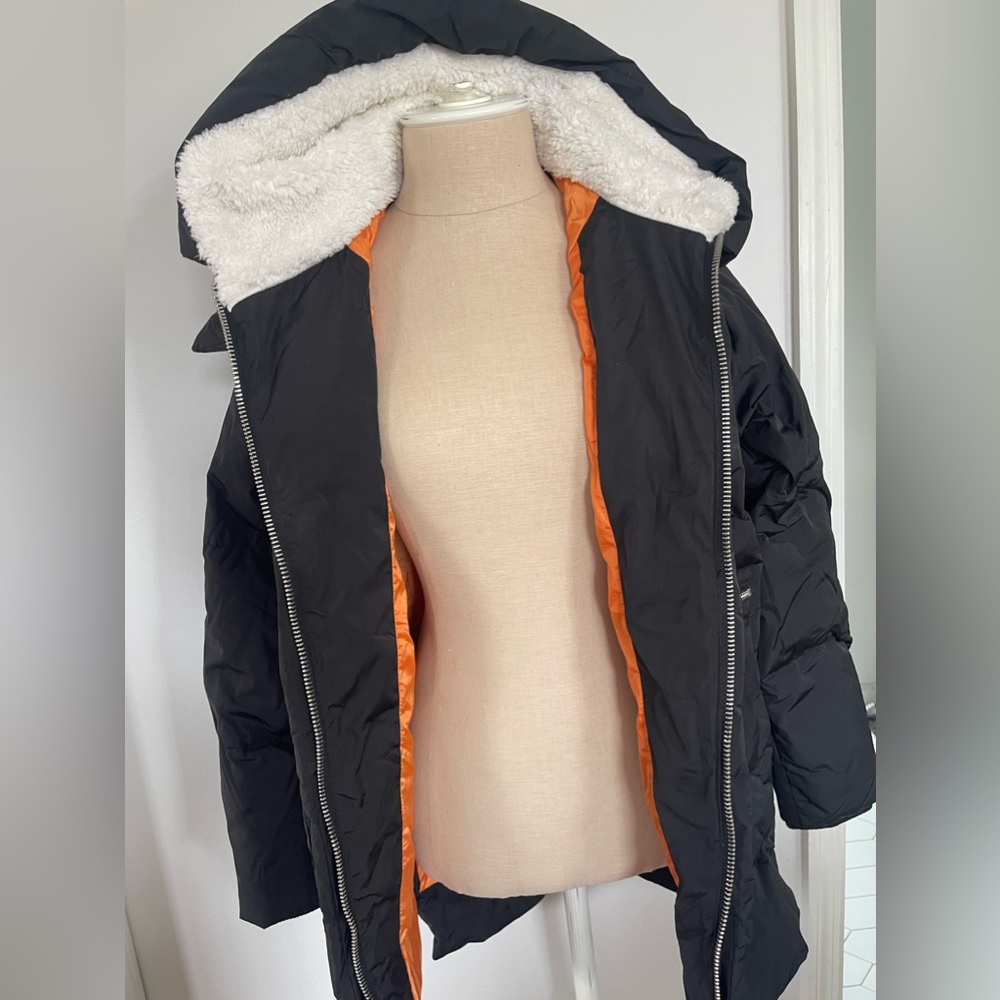 Amazon winter coat - Picture 2 of 5
